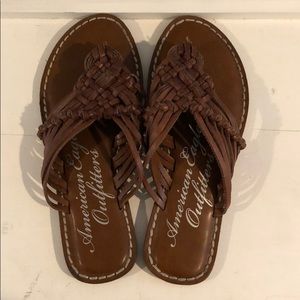 American Eagle flip flops